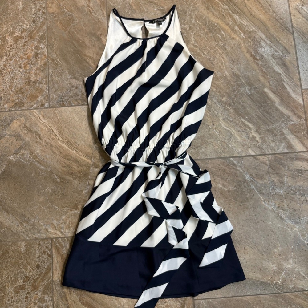 Express Navy Blue White Striped Sleeveless Belted Mini Dress Medium Nautical - Picture 5 of 7